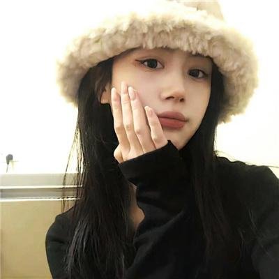 等候董建华发落